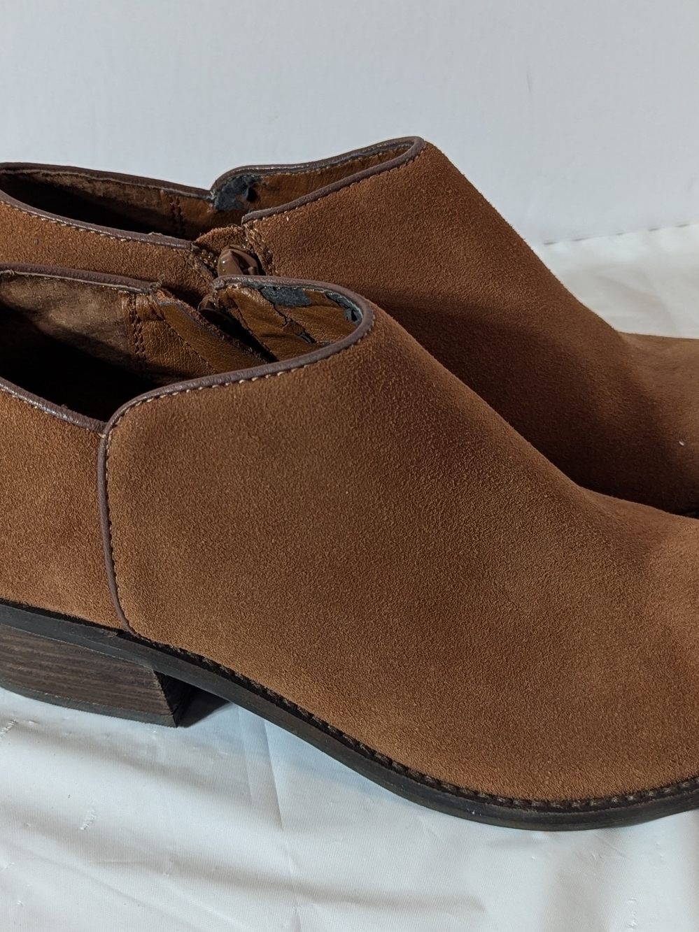 Lucky Brand Women's Brown Suede Zip Up Ankle Boots Size 8M